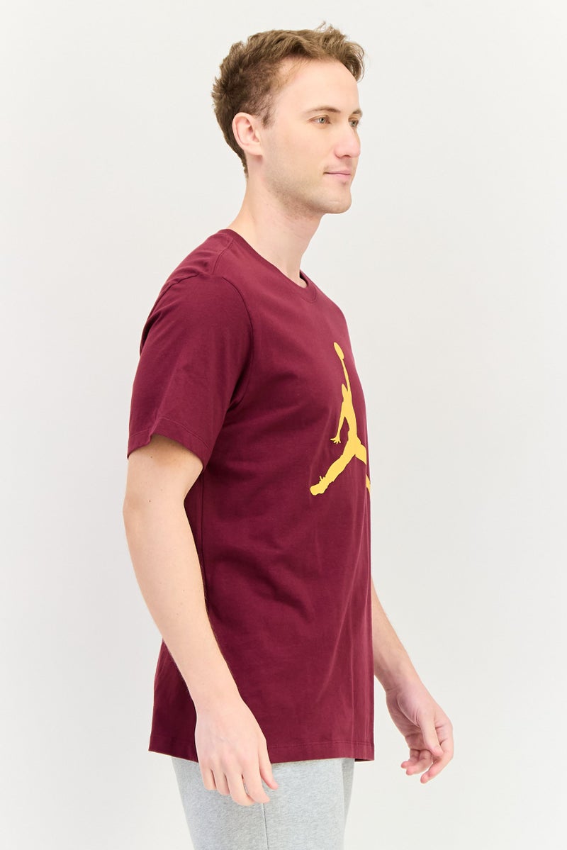 Nike Men Sportswear Fit Short Sleeve Outdoor T Shirt, Maroon - Image 2